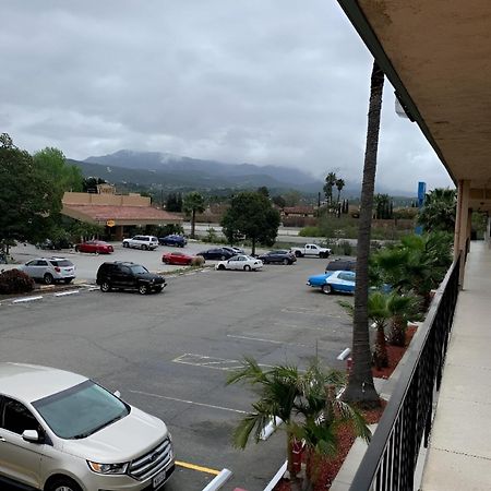 Americas Best Value Inn Thousand Oaks Extérieur photo
