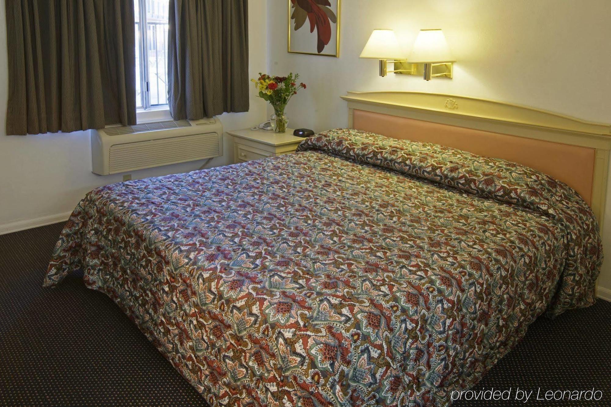 Americas Best Value Inn Thousand Oaks Chambre photo