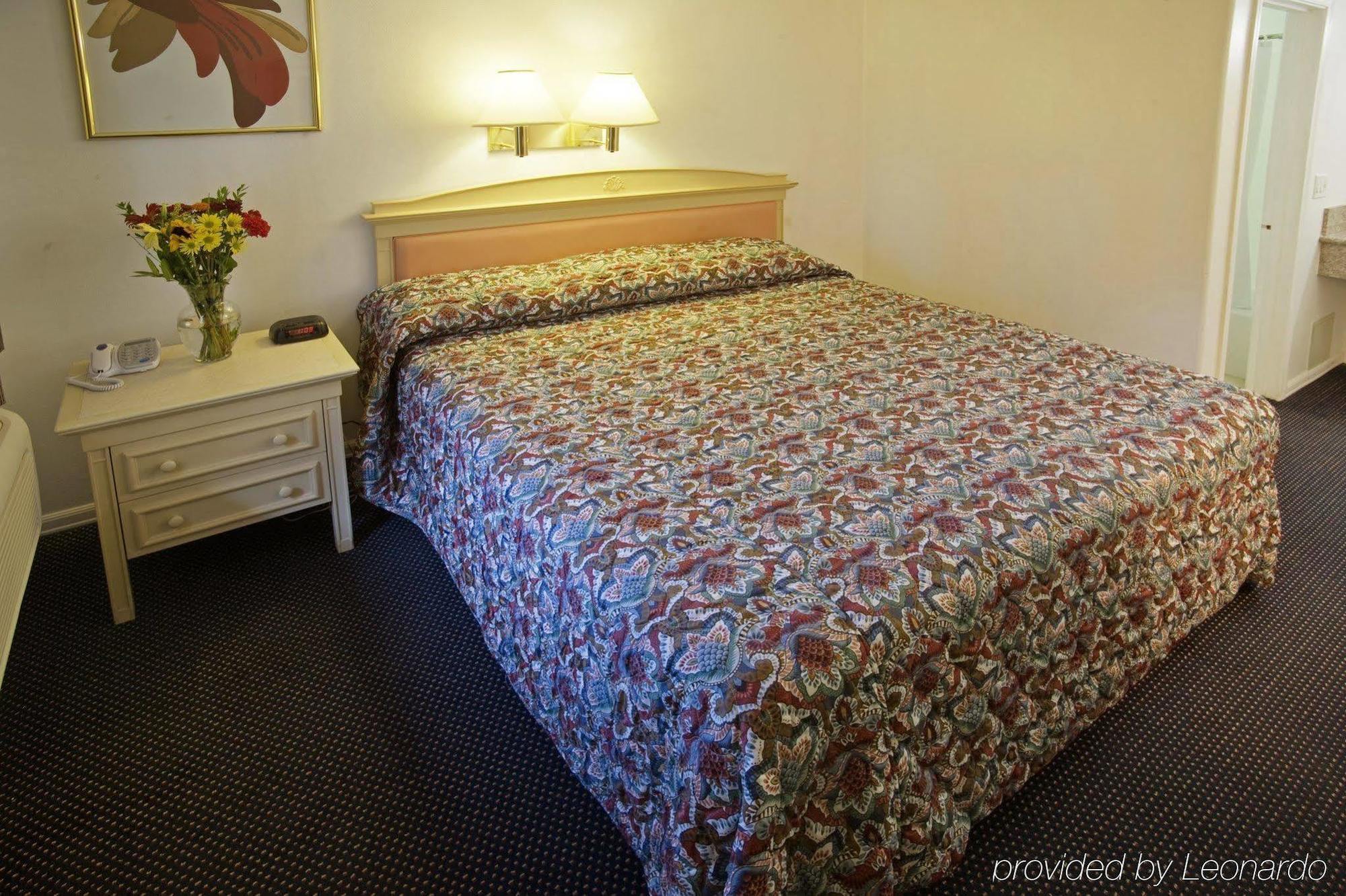 Americas Best Value Inn Thousand Oaks Chambre photo